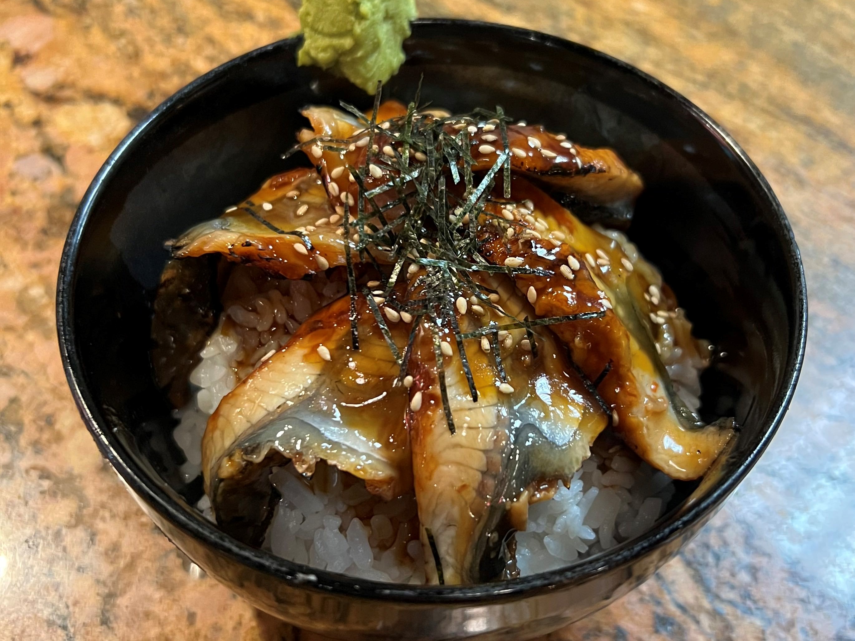 Order Mini Eel  Bowl food online from Ichiza Sake House store, Las Vegas on bringmethat.com