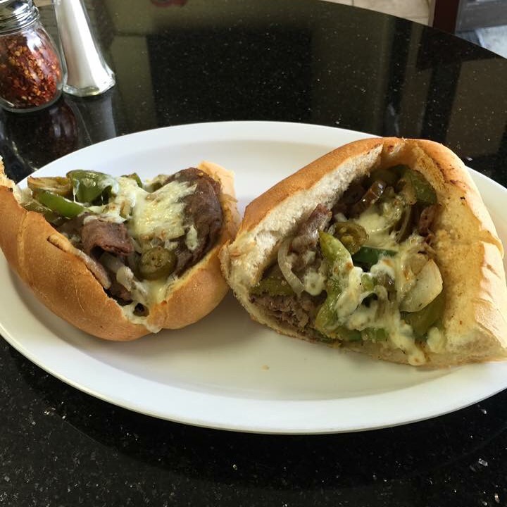 Order 10" NY Steak Sub food online from Aliacci Pizza & Pasta store, Lakewood on bringmethat.com