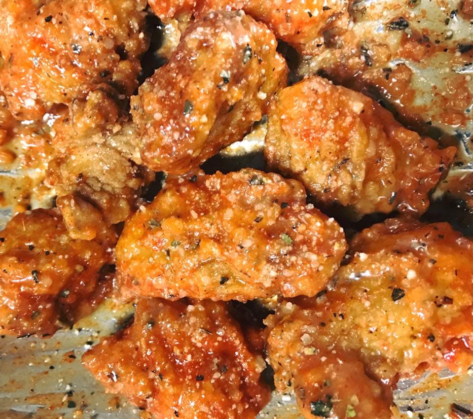Order Boneless Wings - 10 Pieces food online from Adrian's Pizza store, Pittsburgh on bringmethat.com