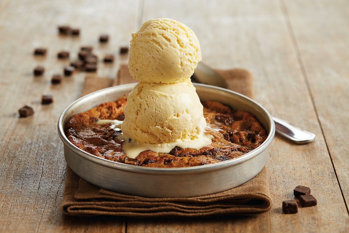 Order Chocolate Chunk Pizookie® food online from BJ's Restaurant & Brewhouse store, West Covina on bringmethat.com