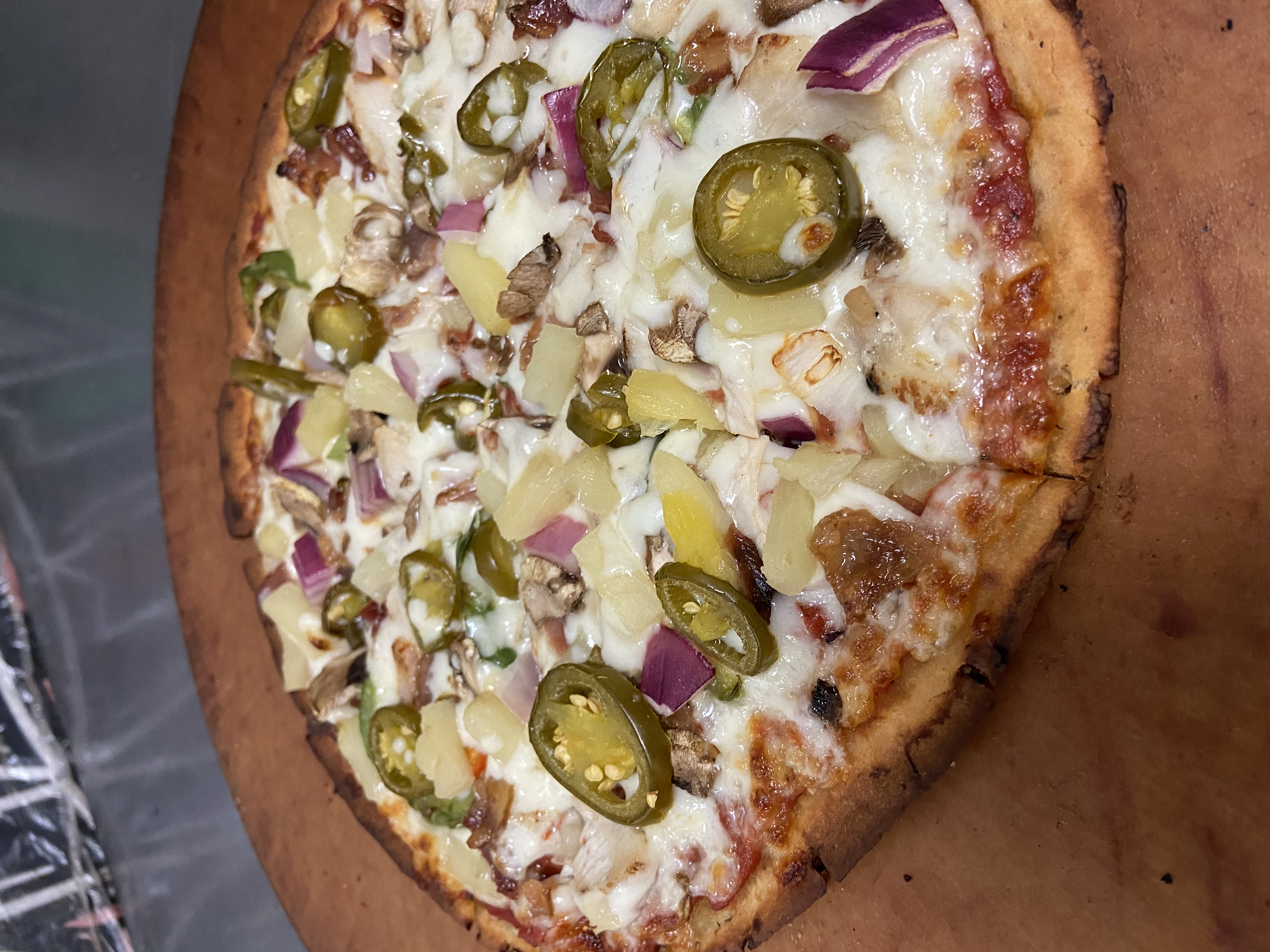 Order 12" Medium Gluten Free 4 Toppings Pizza food online from Papa G's Pizza, Pasta Cafe store, Wildomar on bringmethat.com
