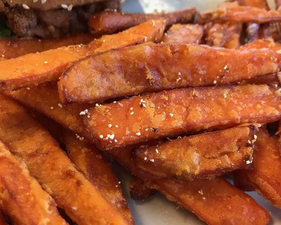 Order Sweet Potato Fries food online from Mama's Daughters' Diner store, Irving on bringmethat.com