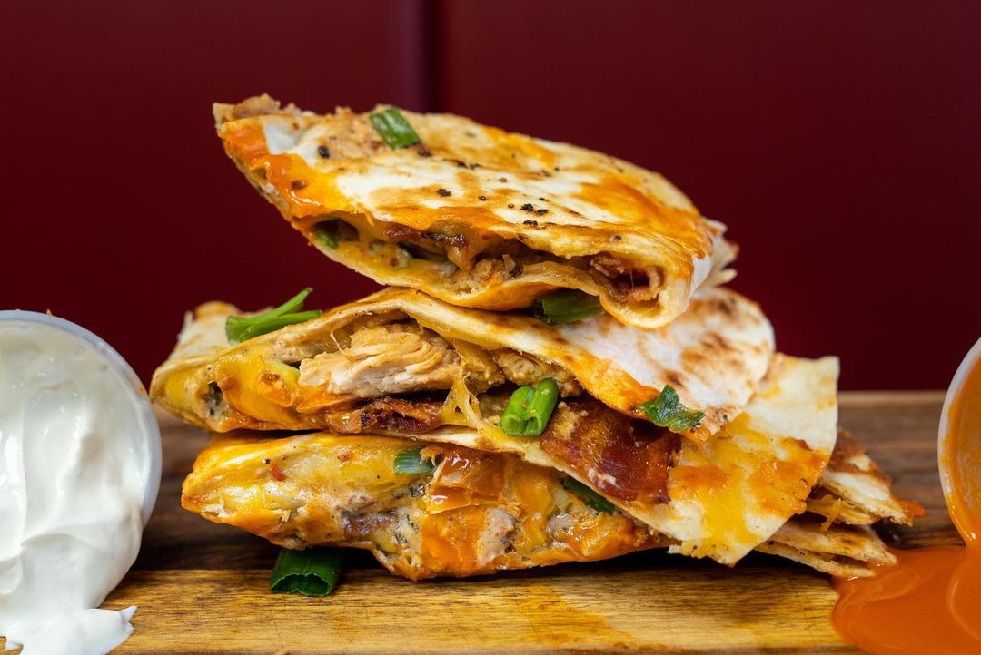 Order Meat Quesadilla food online from Big Belly Que store, Smithtown on bringmethat.com