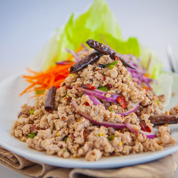 Order Larb Kai Salad food online from Siam chan thai cuisine store, Los Angeles on bringmethat.com