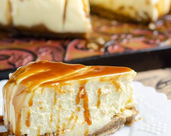 Order X-Large Caramel Cheesecake Slice with Whip Cream food online from Ny Popcorn store, New York on bringmethat.com