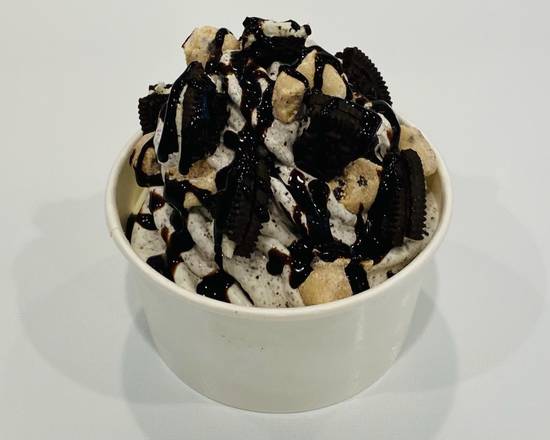 Order Cookie N' Dream food online from Zrolls Ice Cream store, Summit on bringmethat.com