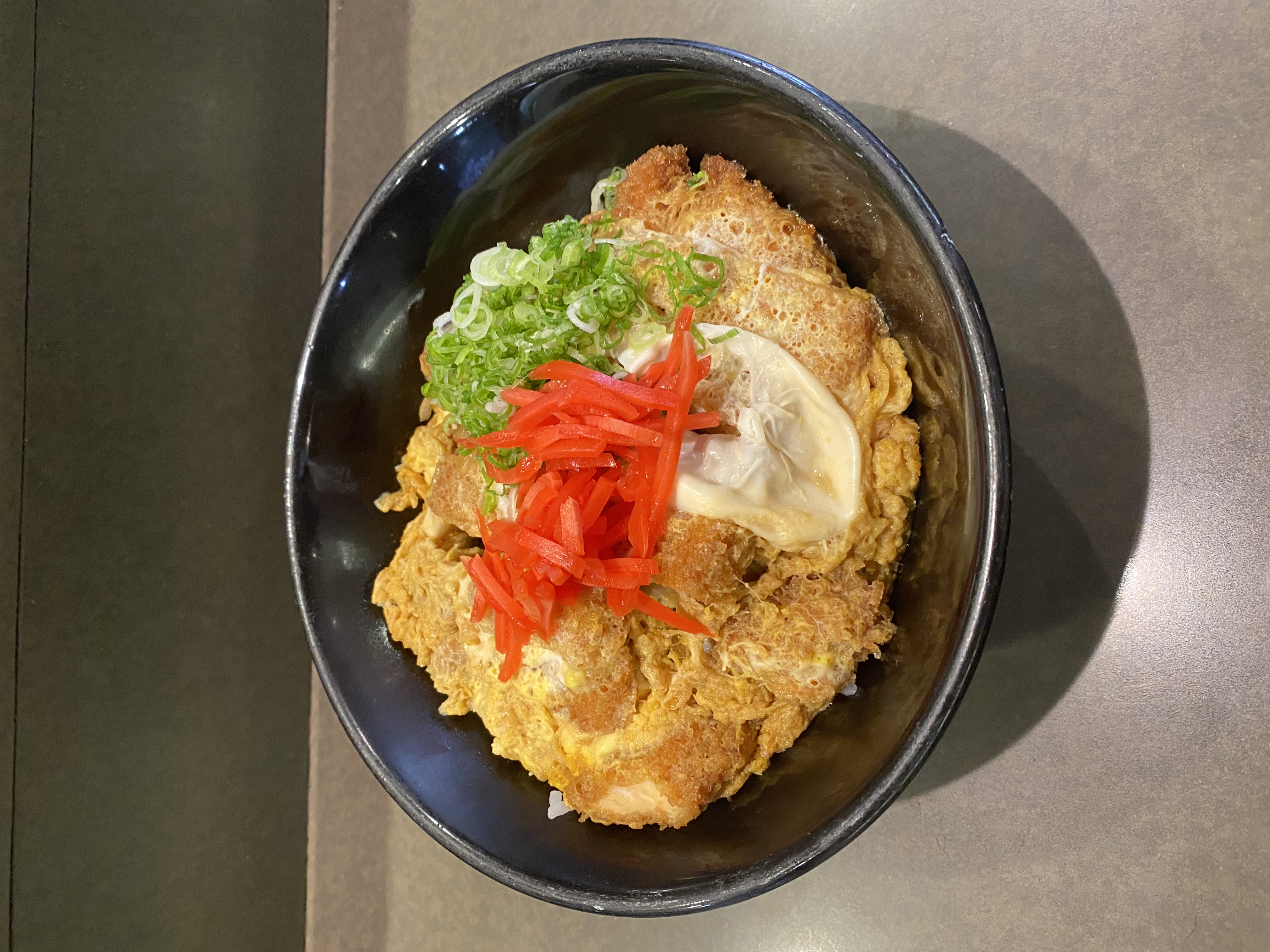 Order Pork Katsu Don Lunch food online from Kanpai Japanese Sushi Bar and Grill store, Los Angeles on bringmethat.com