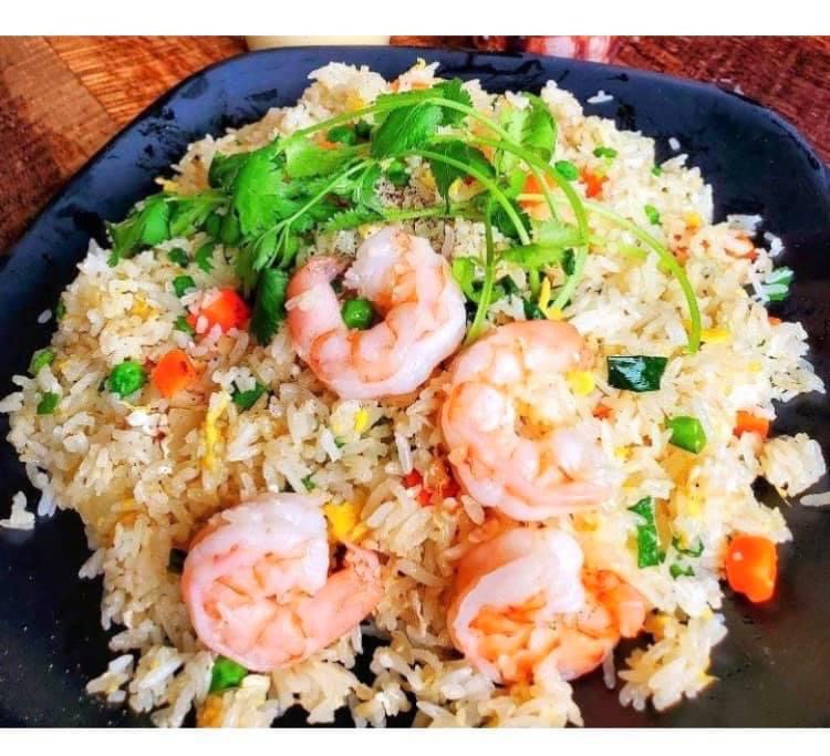 Order House Fried Rice food online from Pho Saigon Cafe store, Bethel Park on bringmethat.com