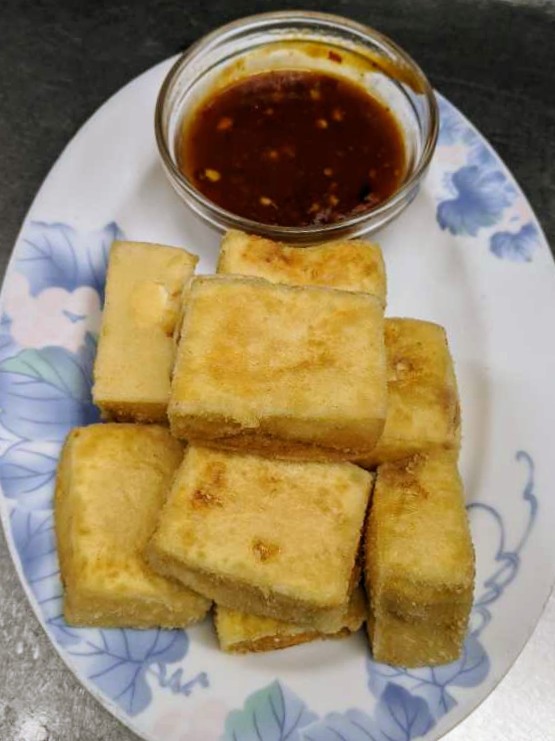 Order 3. Fried Bean Curd with Spicy Sauce food online from Kirin Chinese Restaurant store, Mountain View on bringmethat.com
