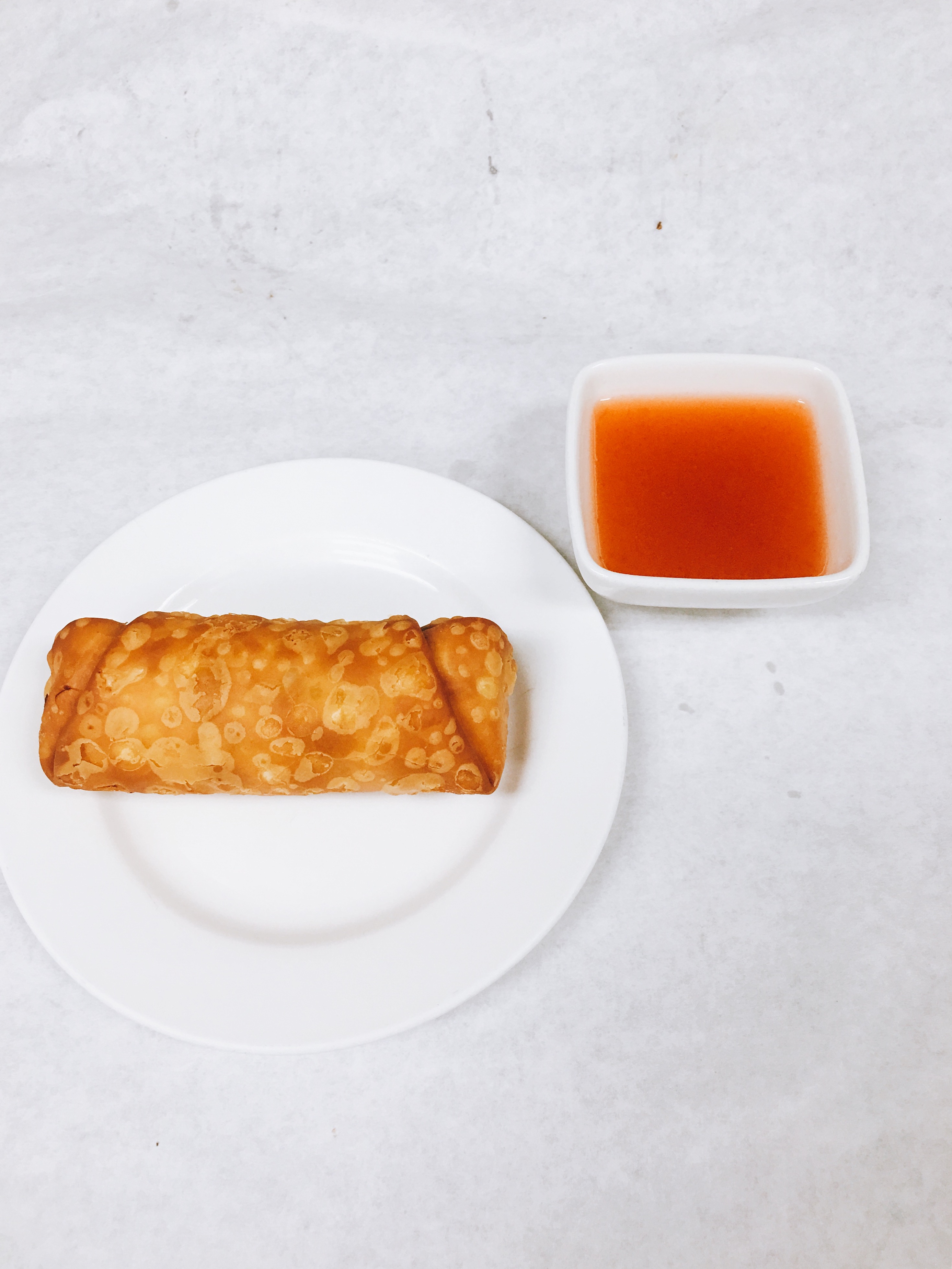 Order Egg Roll food online from Pearls Chinese Restaurant store, New York on bringmethat.com