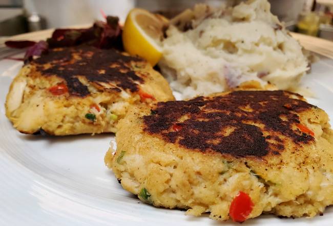 Order Signature Crab Cakes food online from Floyds 1921 store, Morehead City on bringmethat.com