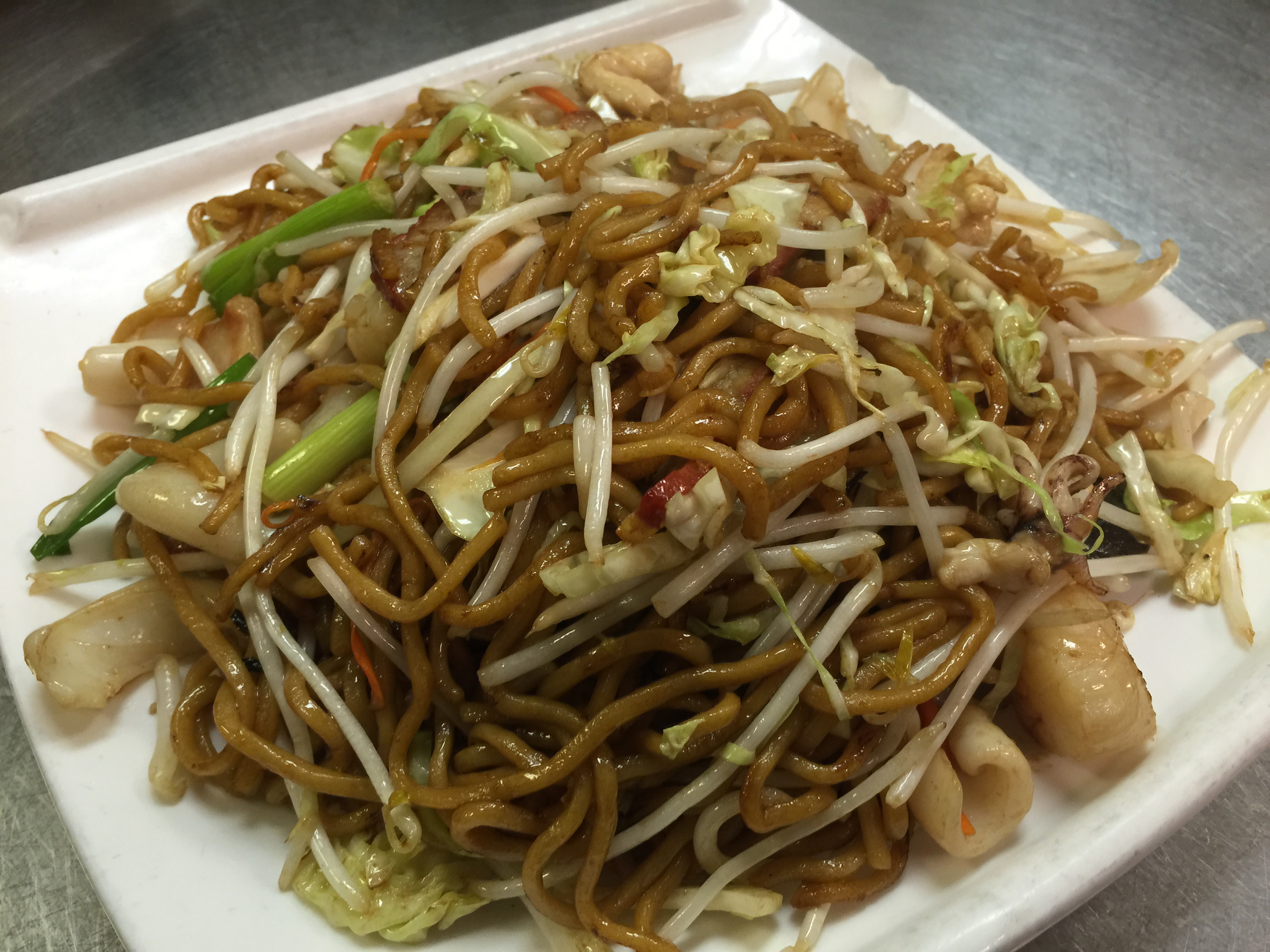 Order Seafood Chow Mein food online from Tasty Kitchen store, Davis on bringmethat.com