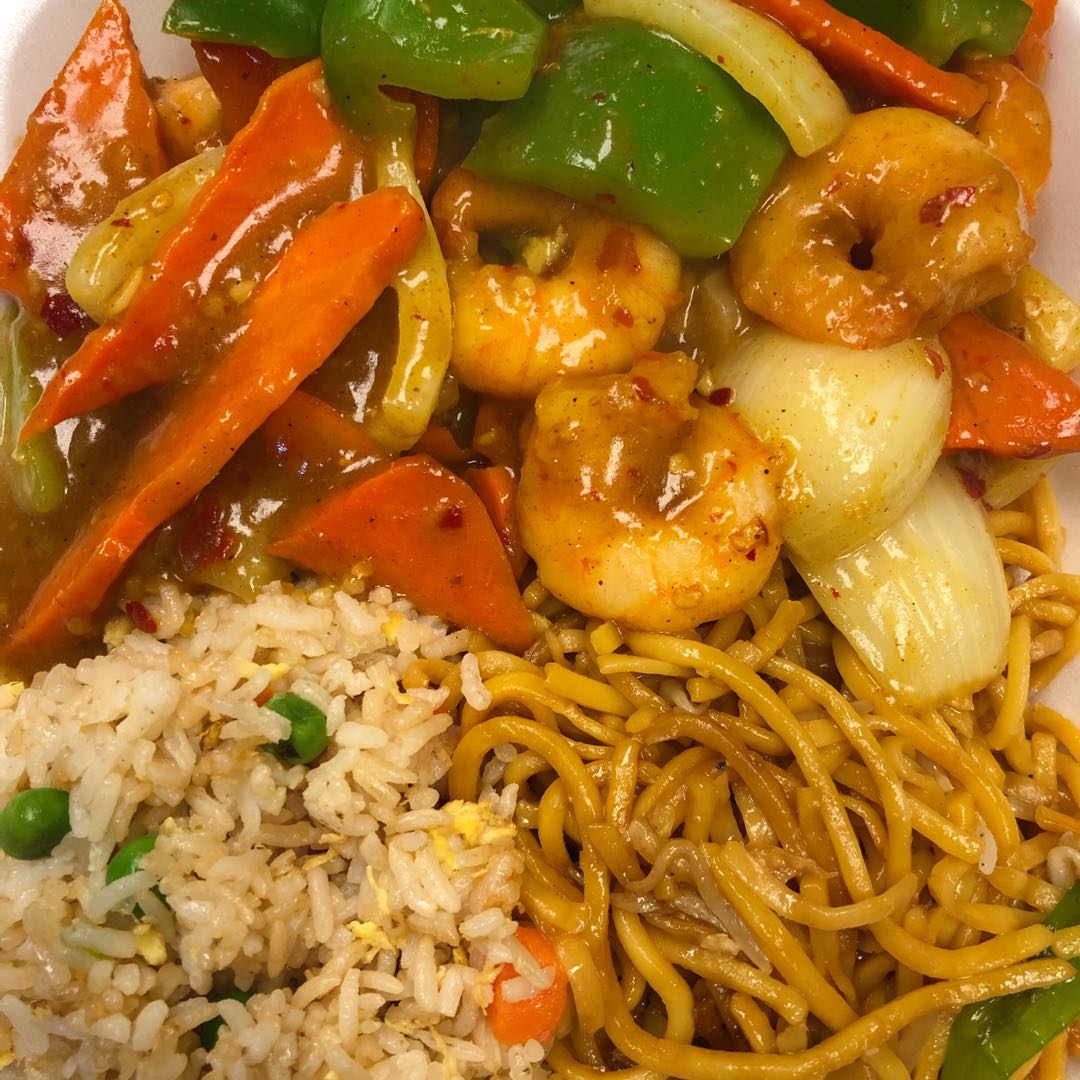 Order Curry Shrimp Lunch food online from China A Go Go (Losee) store, North Las Vegas on bringmethat.com