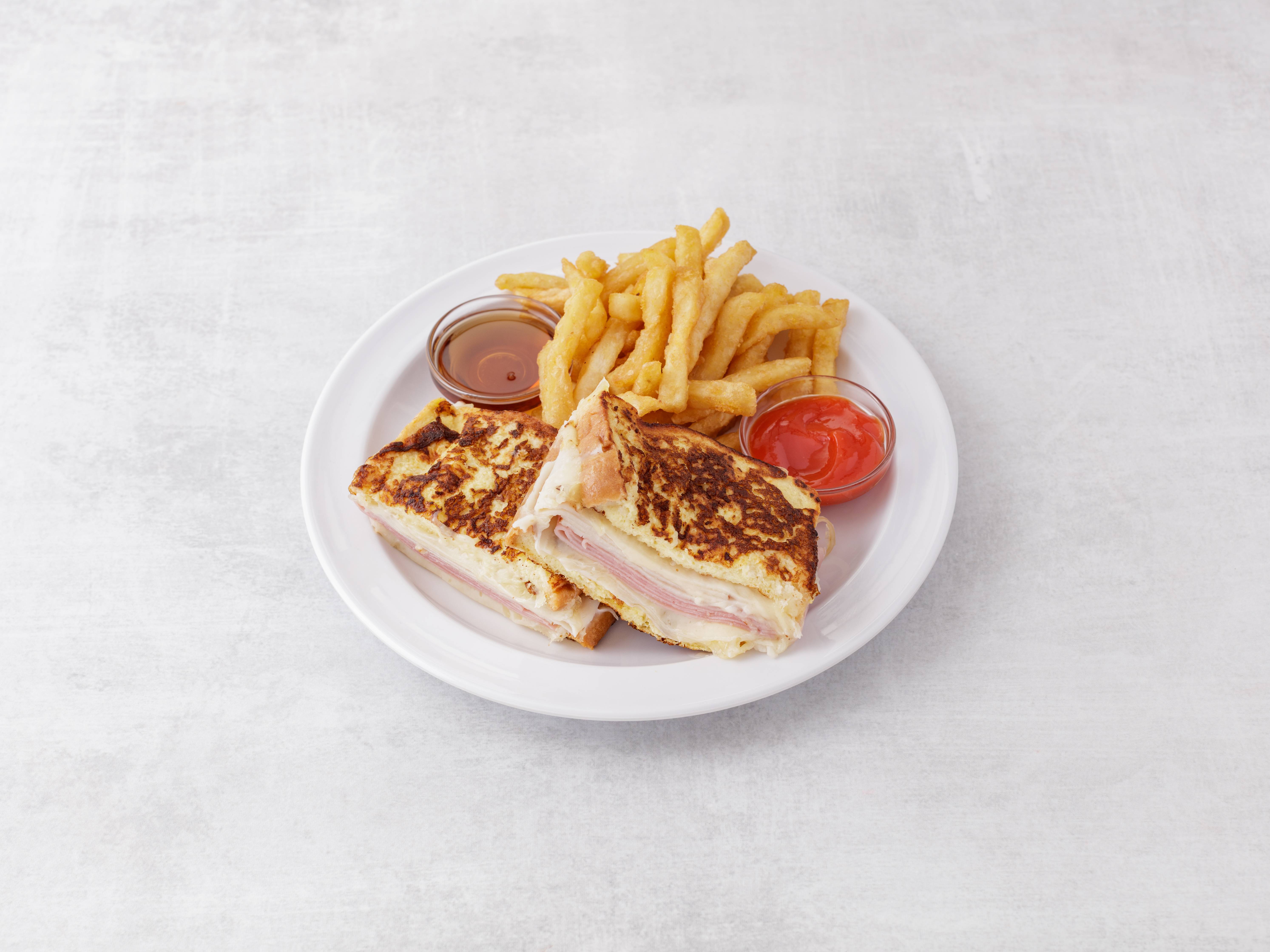 Order 33. Monte Cristo food online from Town Cafe store, Cedar Knolls on bringmethat.com