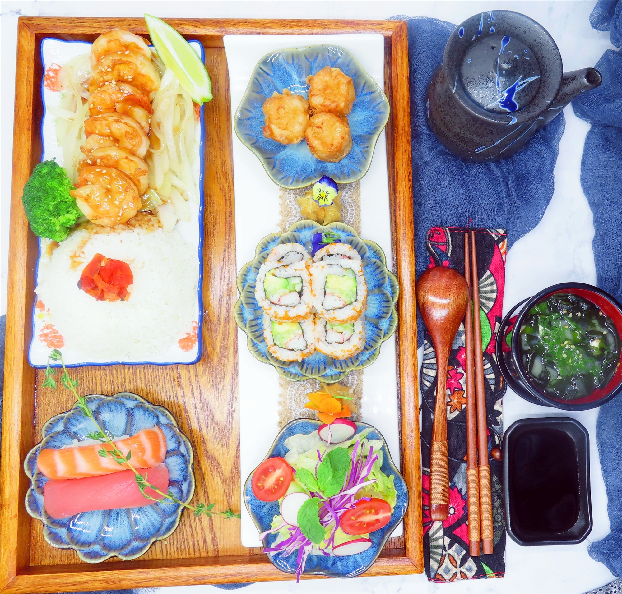 Order Shrimp Teriyaki Bento Box food online from Peking Express store, South Ozone Park on bringmethat.com