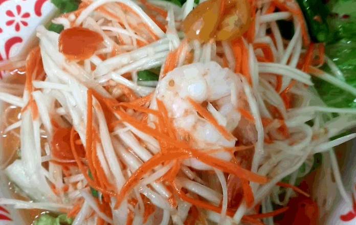 Order Papaya Salad food online from Praya Thai Dining store, Las Vegas on bringmethat.com