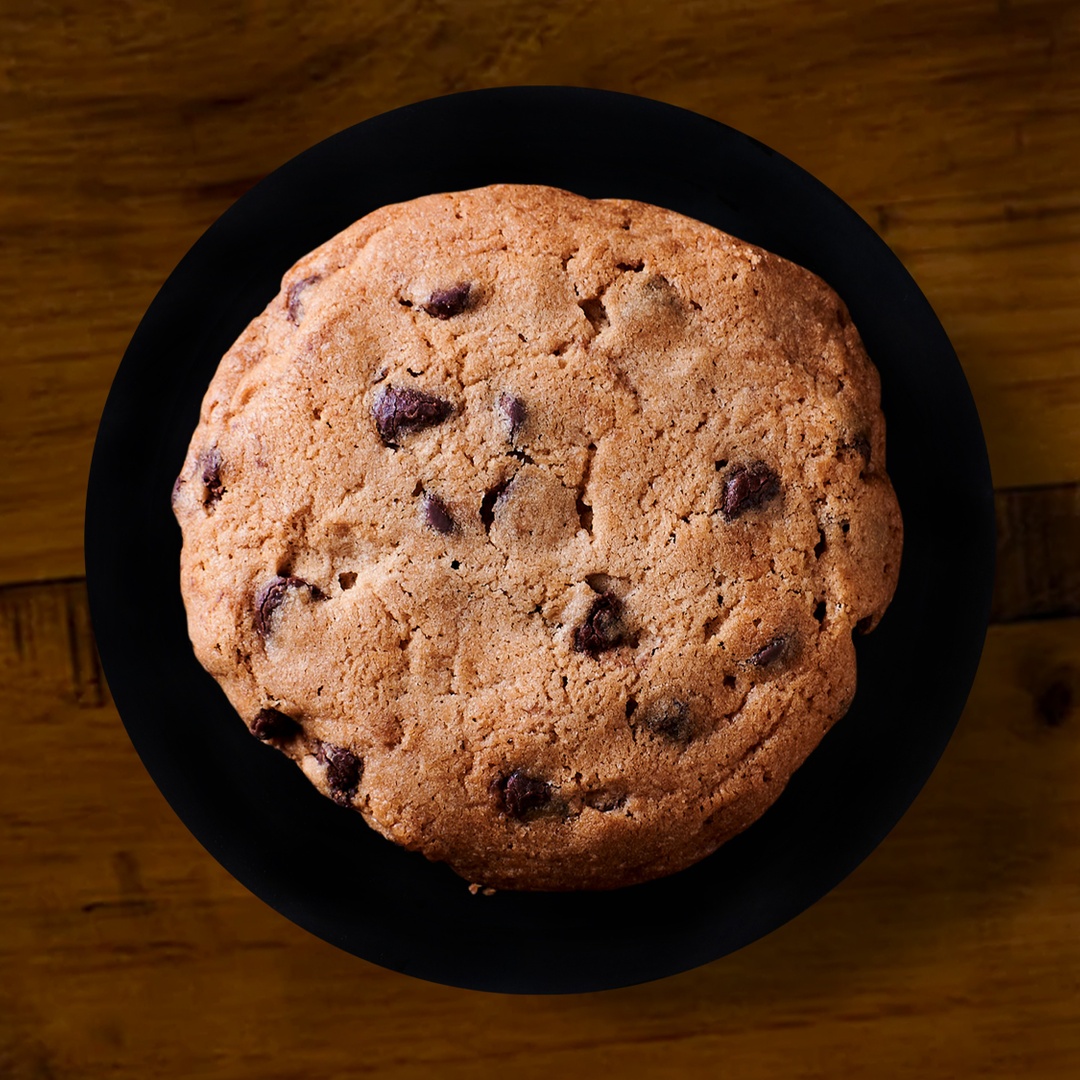 Order Classic Chocolate Chip Cookie food online from Wild Wild Wings store, Lawrenceville on bringmethat.com