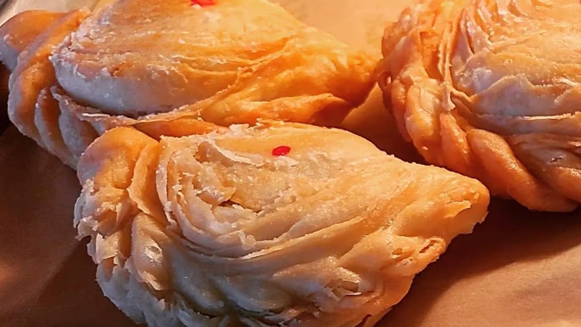 Order Curry Puff food online from Corner Juice Bar store, Baltimore on bringmethat.com