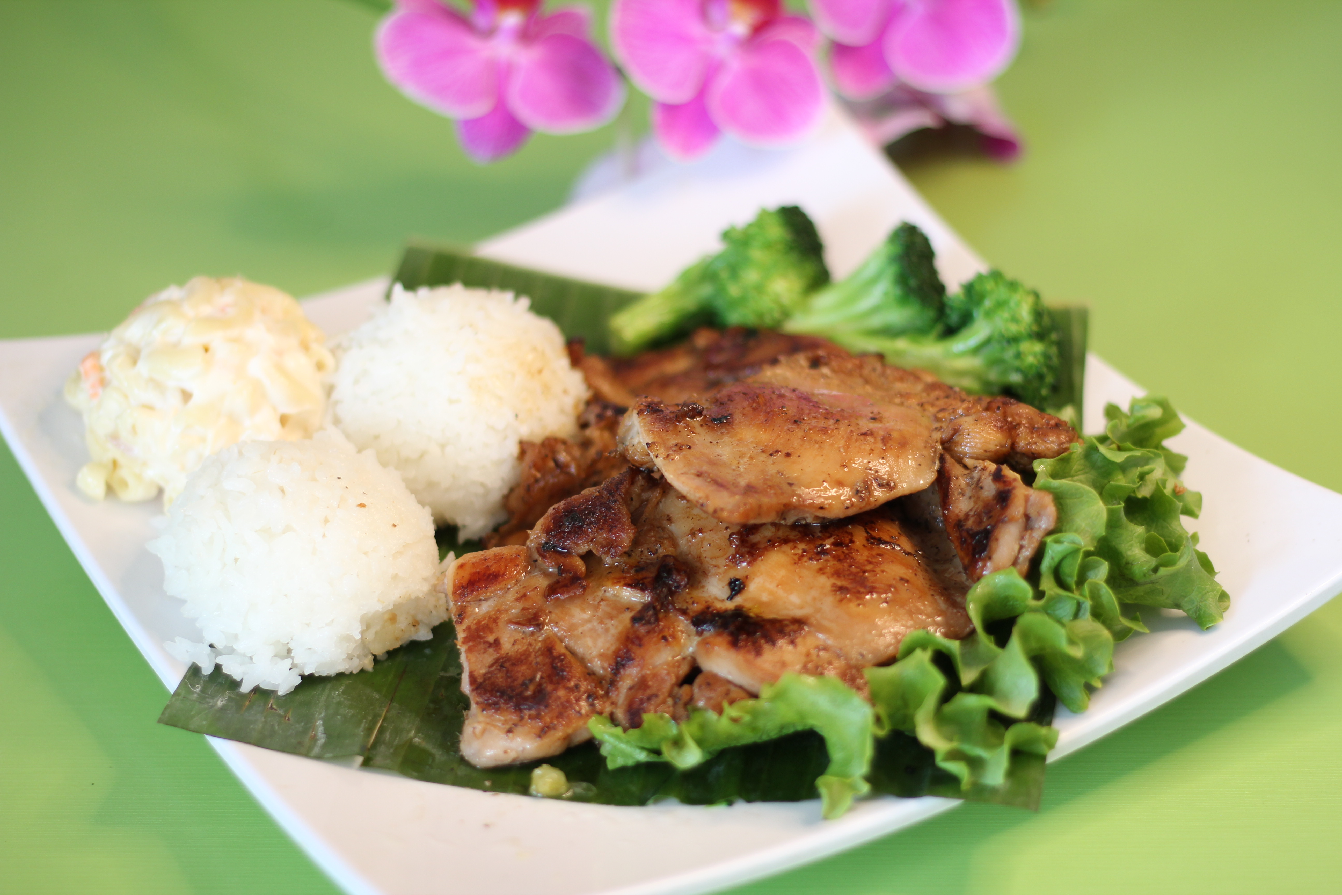 Order Hawaiian BBQ Chicken food online from Sunshine Hawaiian Bbq store, Lodi on bringmethat.com