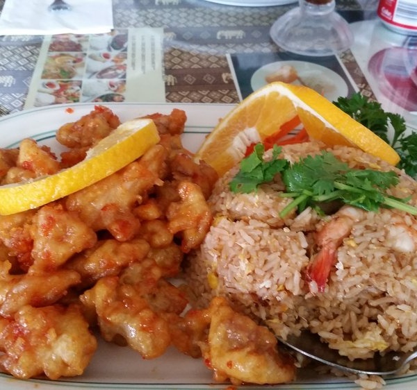 Order S6. Shrimp Fried Rice and Orange Chicken food online from Thai Plate Restaurant store, Inglewood on bringmethat.com