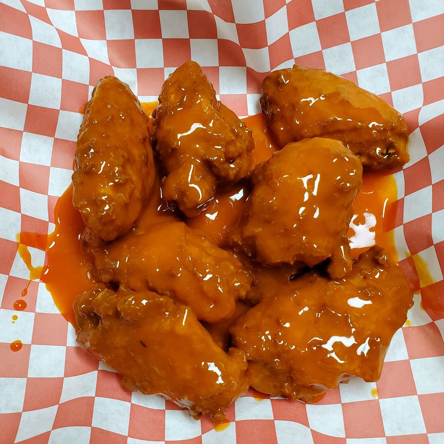 Order Wings - 6 Pieces food online from Water Street Pizzeria store, Henderson on bringmethat.com