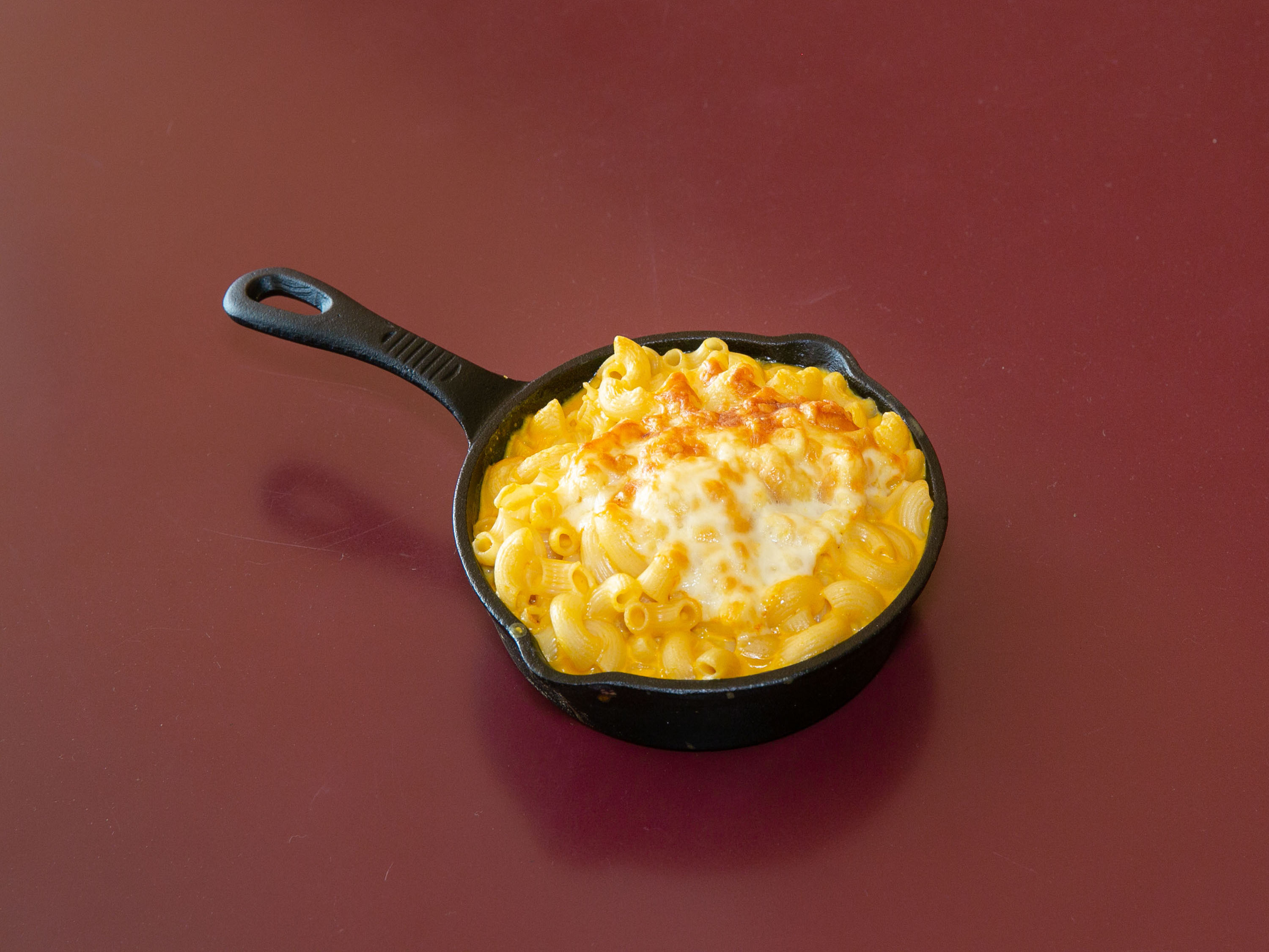 Order 6 Cheese Macaroni food online from Bettie Lou's store, Chicago on bringmethat.com