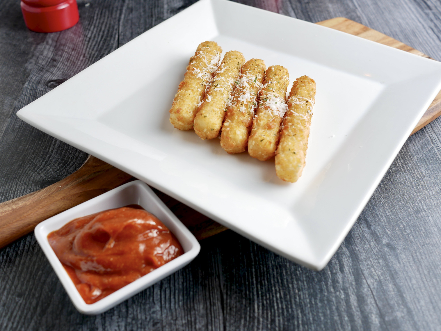 Order Mozzarella Sticks food online from Kocky Bar & Grill store, Fresno on bringmethat.com