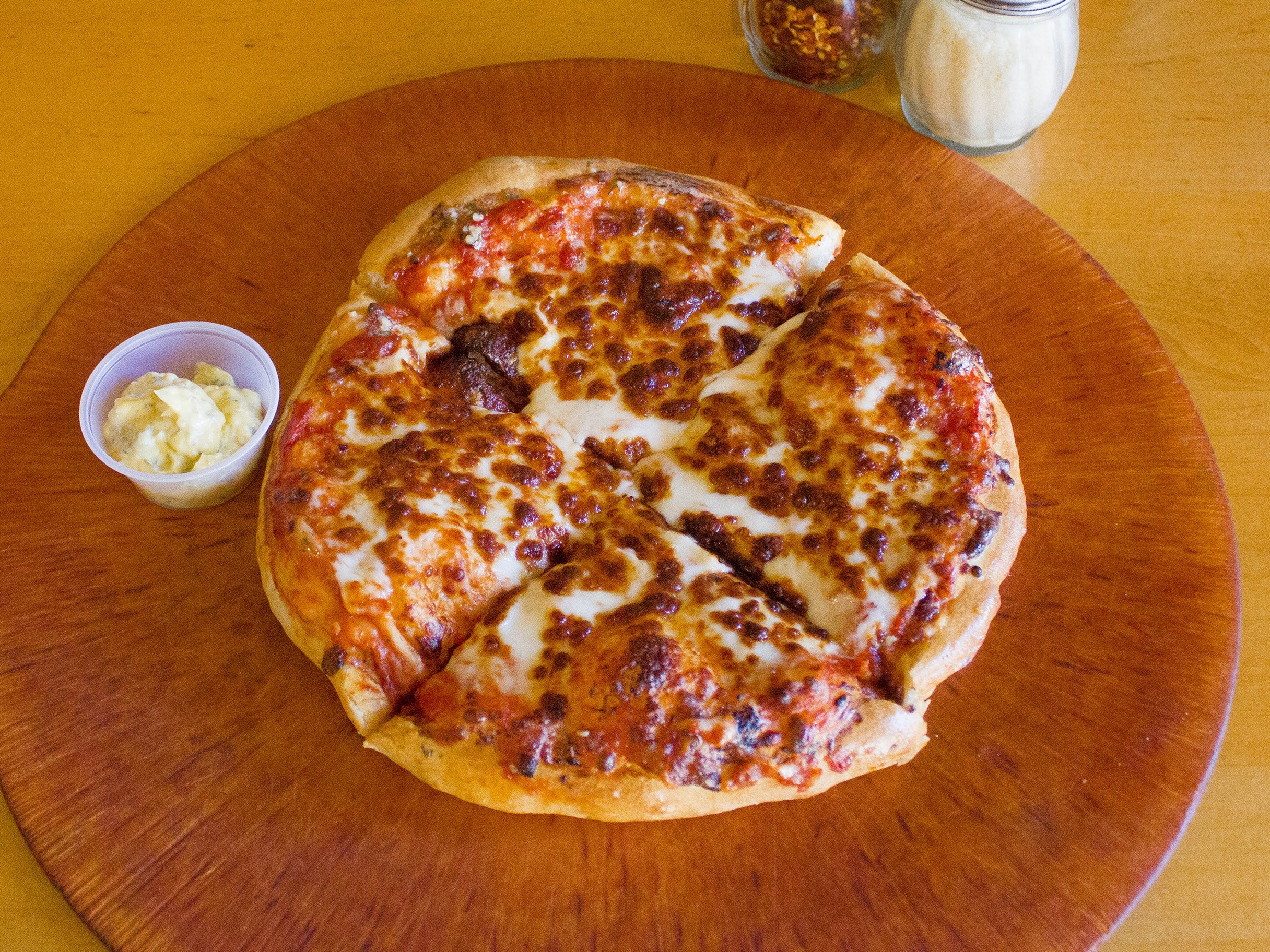 Order The Big Cheese Pizza food online from Fatty's Pizza store, Macon on bringmethat.com
