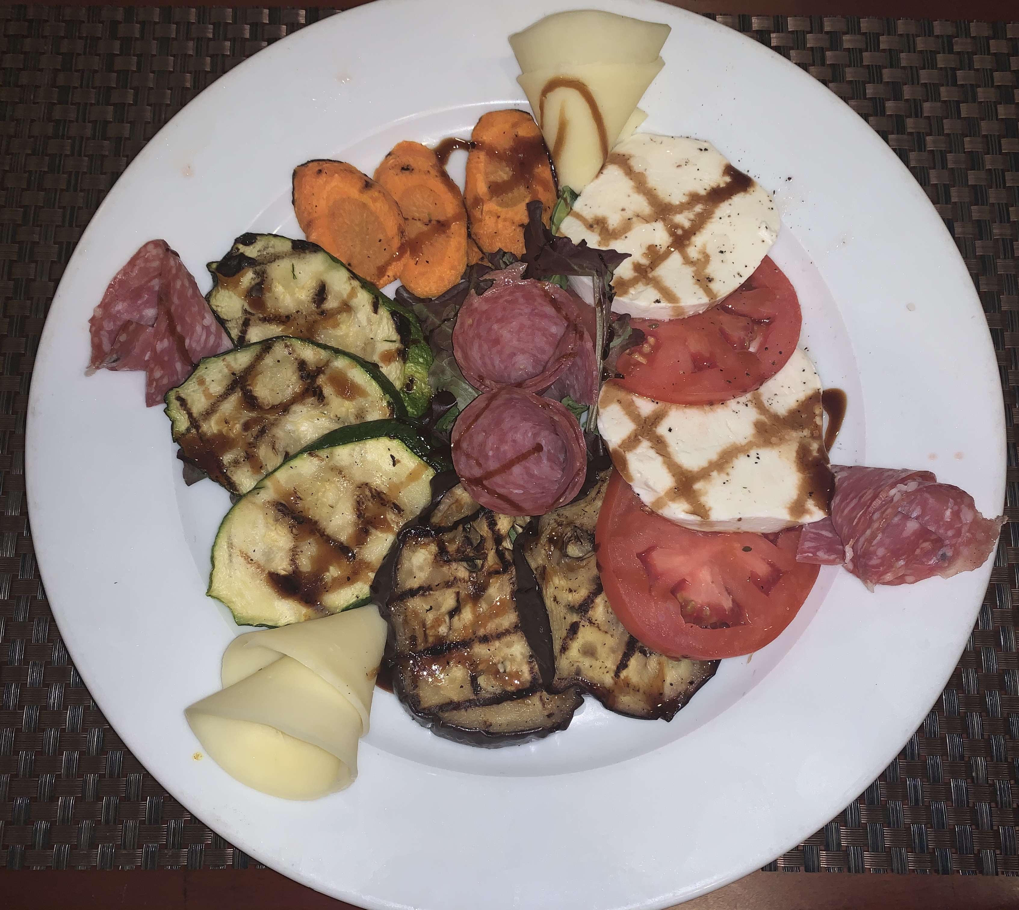 Order House Cold Antipasto food online from Casa Mia store, Yonkers on bringmethat.com