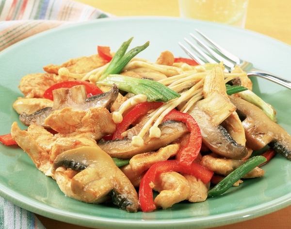 Order 137. Chicken with Fresh Mushroom food online from China Bowl store, Elk Grove Village on bringmethat.com