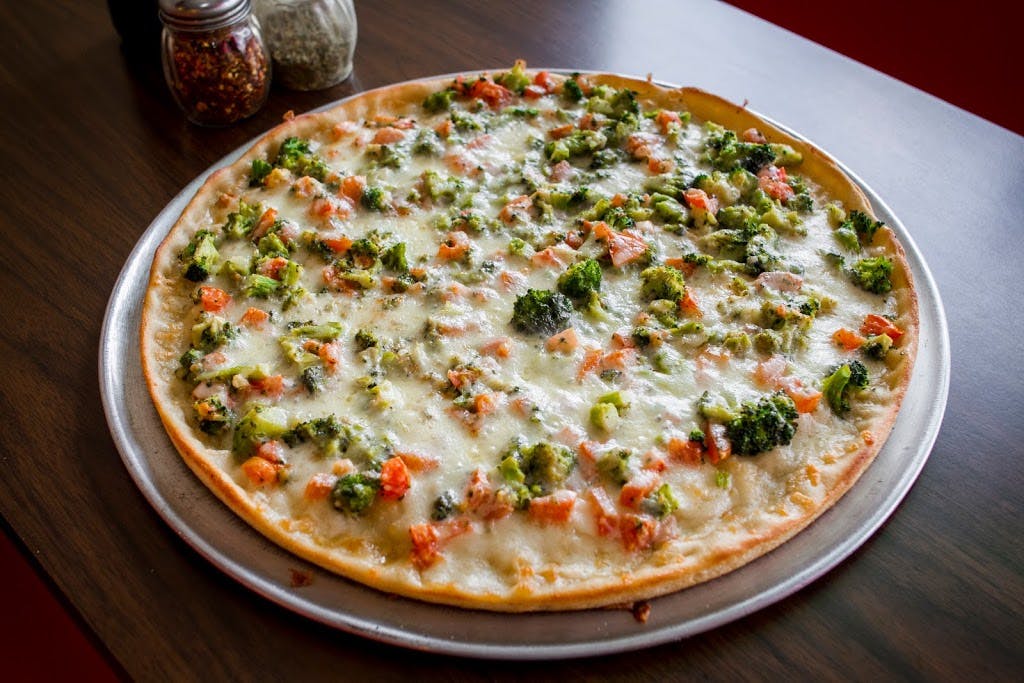 Order Veggie Pizza - Large 16'' food online from Fratelli Pizza Cafe store, Edison on bringmethat.com