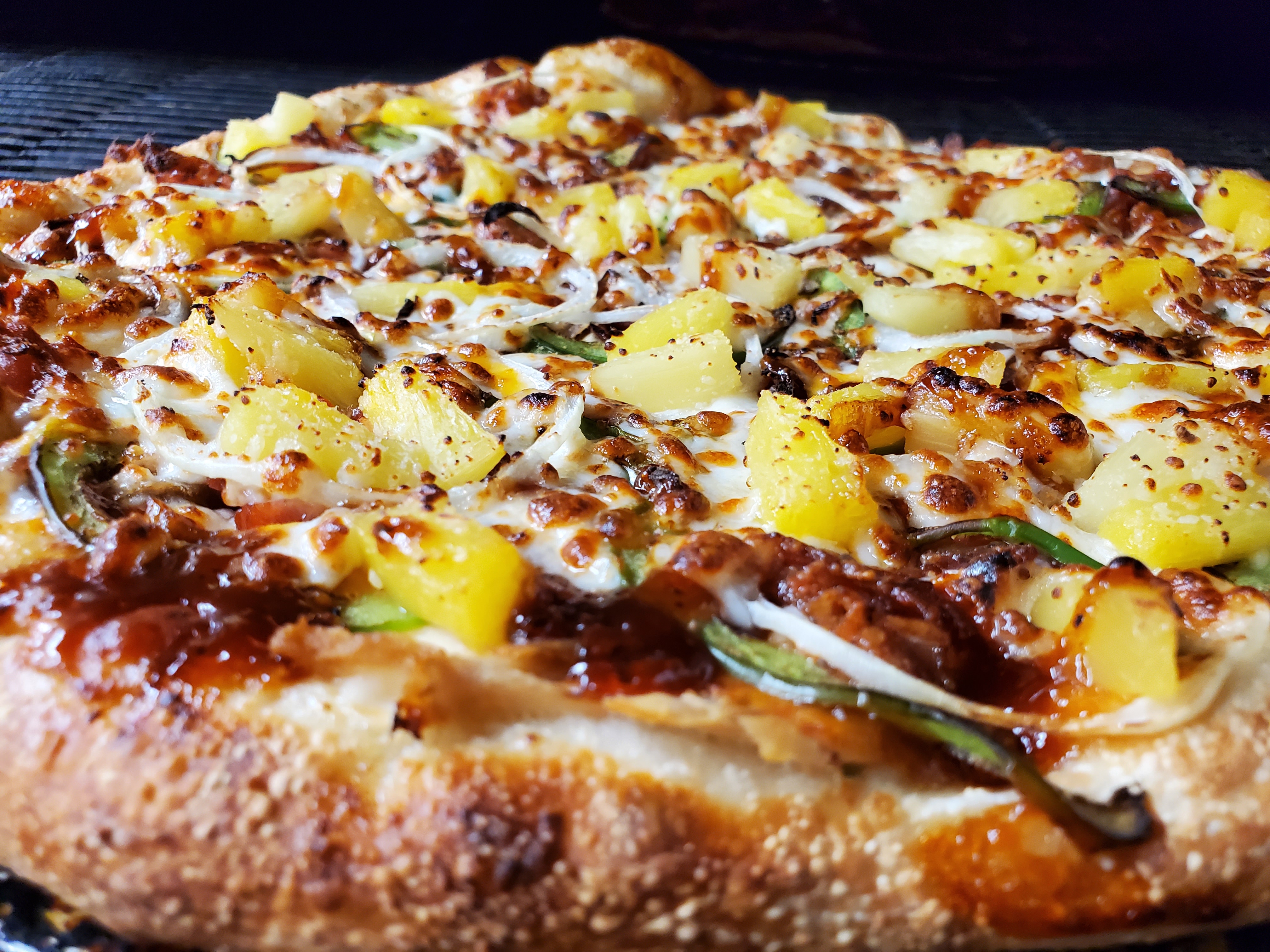 Order Maui BBQ Chicken Pizza food online from R & R Pizza Express store, Benson on bringmethat.com