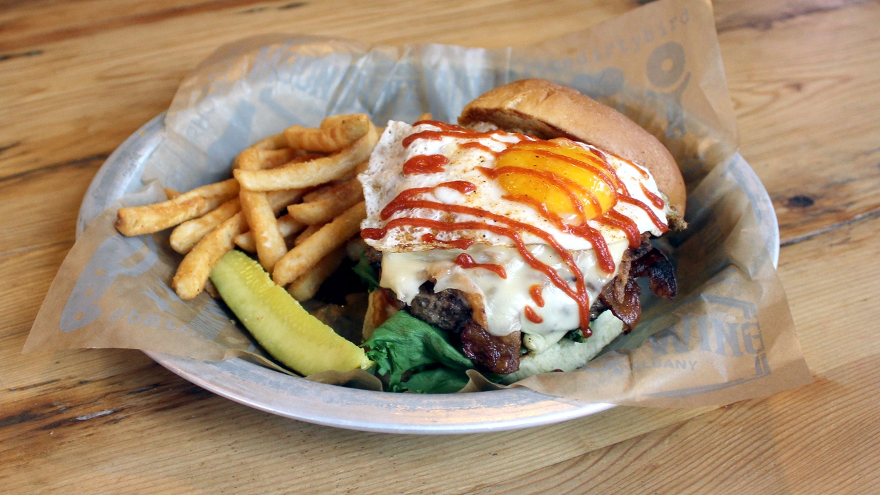 Order One-Eyed Willie Burger food online from Junior's Bar and Grill store, Albany on bringmethat.com