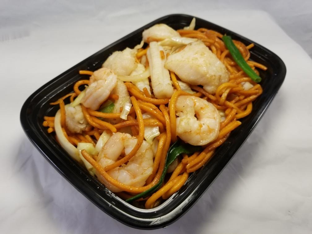 Order Shrimp Chow Mein food online from Lucky Deli store, Los Angeles on bringmethat.com