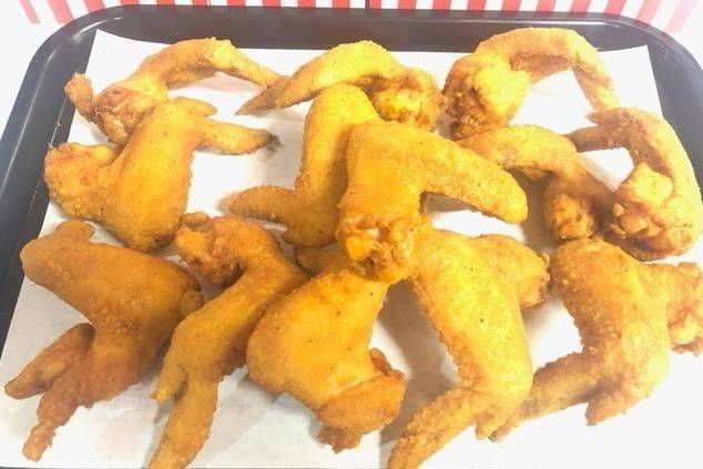 Order Wings (6 pcs) with Fries & Bread Roll food online from Halal New Crown Fried Chicken & Gyro Place store, Upper Darby on bringmethat.com