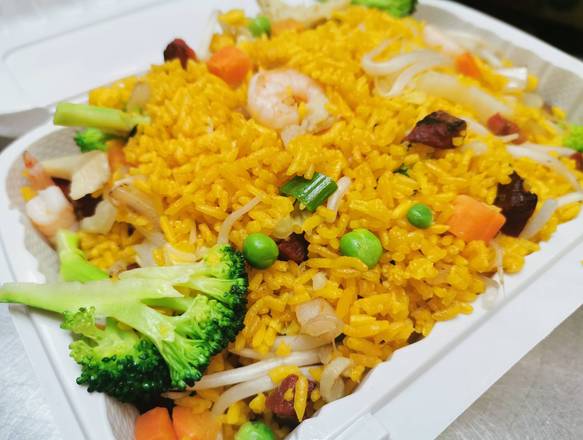 Order House Special Fried Rice food online from New Rainbow Restaurant store, New York on bringmethat.com