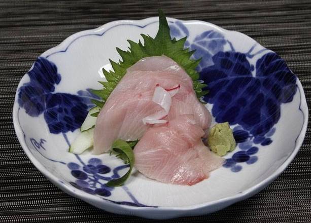 Order Yellowtail (5 pieces) food online from Fujisan store, El Centro on bringmethat.com
