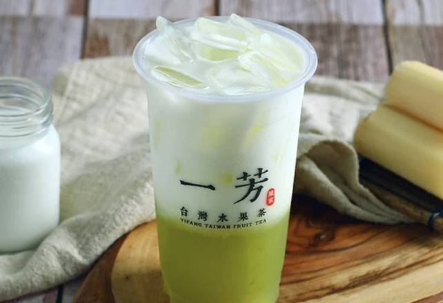 Order Sugar Cane Latte甘蔗鮮奶 food online from Yi Fang Taiwan Fruit Tea store, San Francisco on bringmethat.com