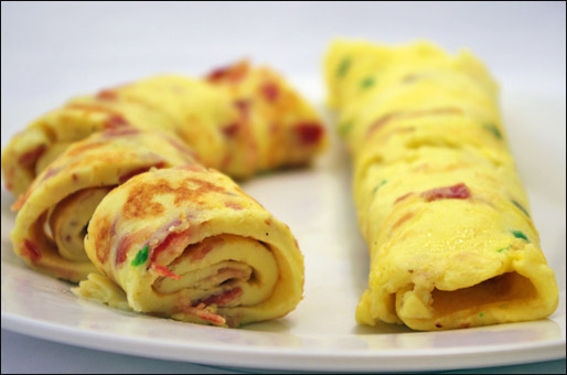 Order Ham and cheese omelette / tortillas food online from La Cocina Cubana store, Lansing on bringmethat.com