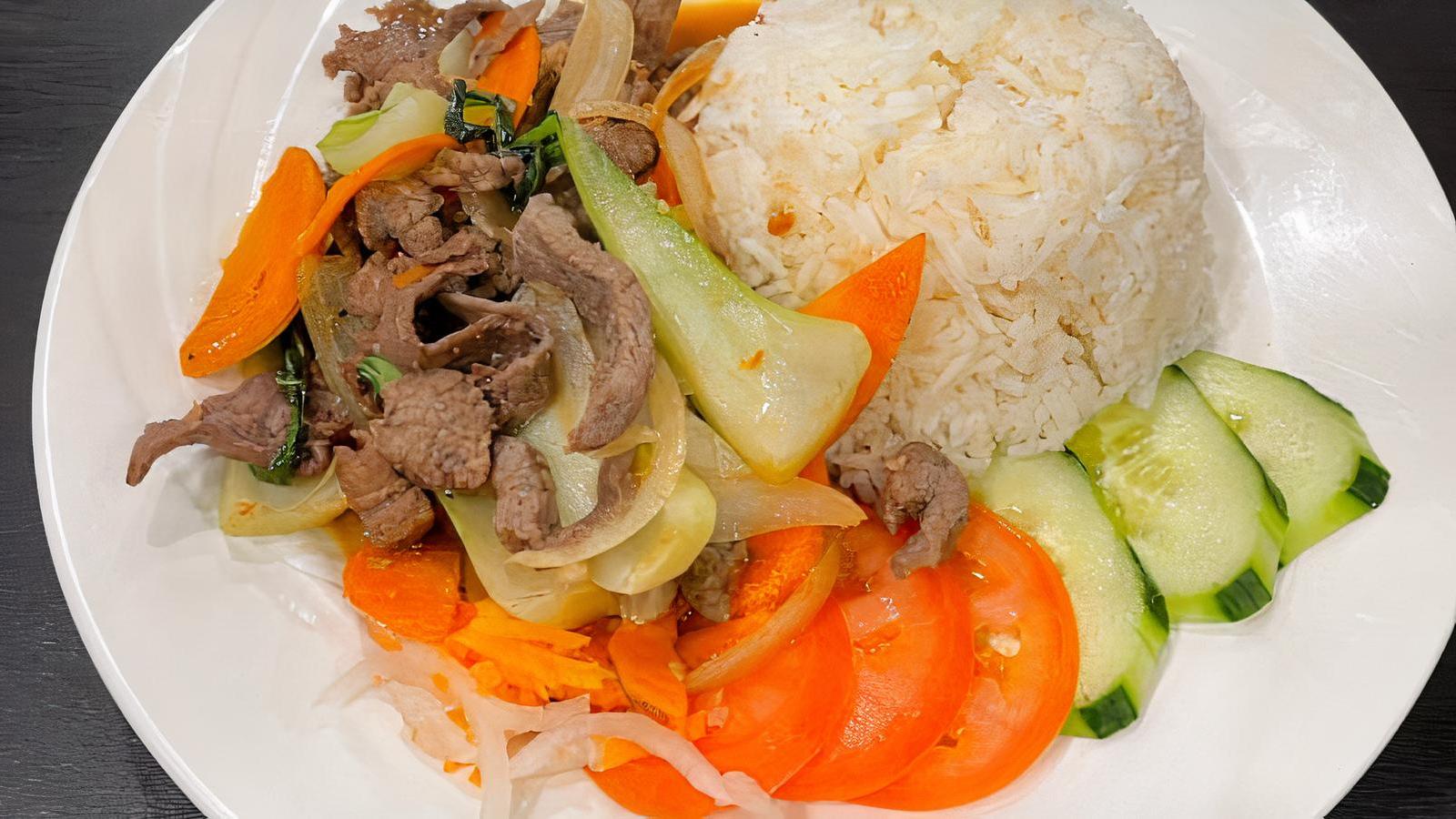 Order R3 Beef and onion with Rice food online from Indochine store, New Brunswick on bringmethat.com