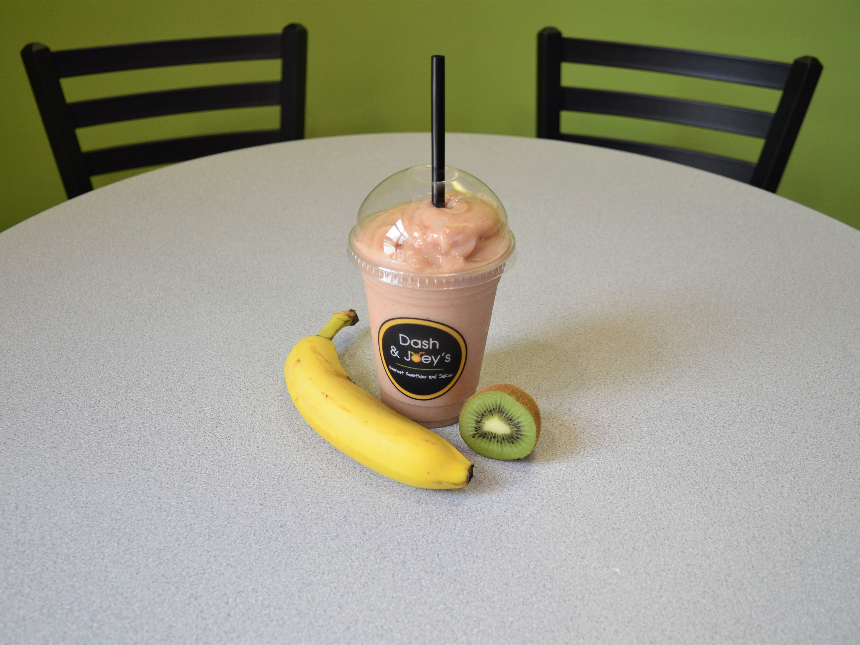 Order The E.T. Smoothie food online from Dash And Joey store, Lima on bringmethat.com