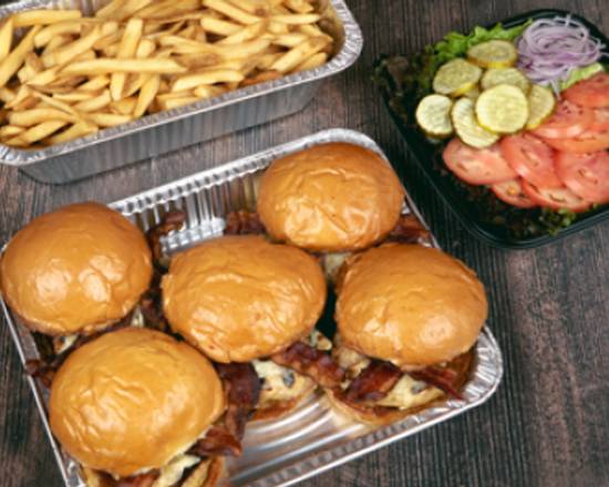 Order Chicken Sandwich Family Pack Large food online from Saltgrass Steak House store, Humble on bringmethat.com
