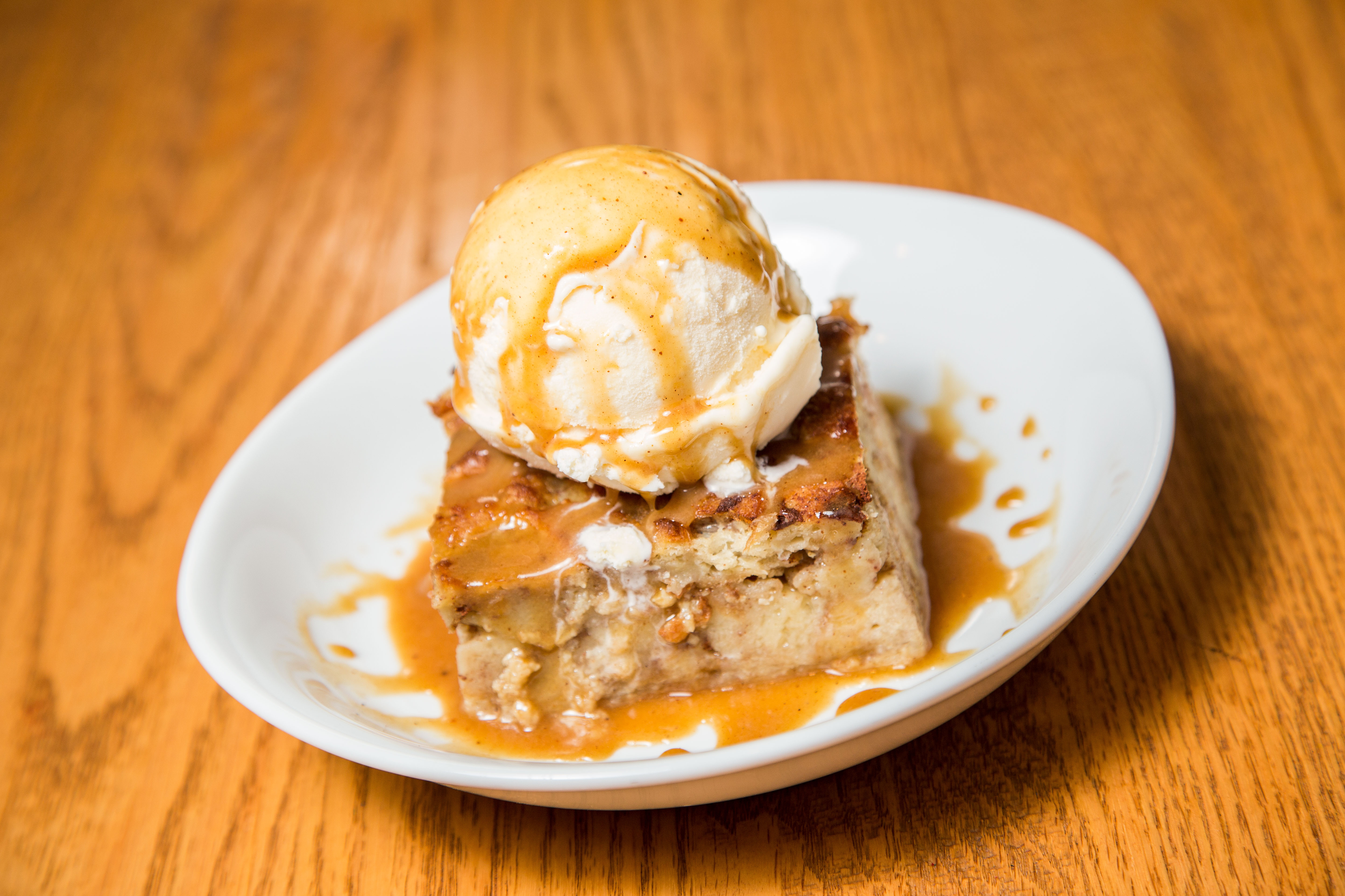 Order Bread Pudding food online from Iron Grill Bbq store, Columbus on bringmethat.com