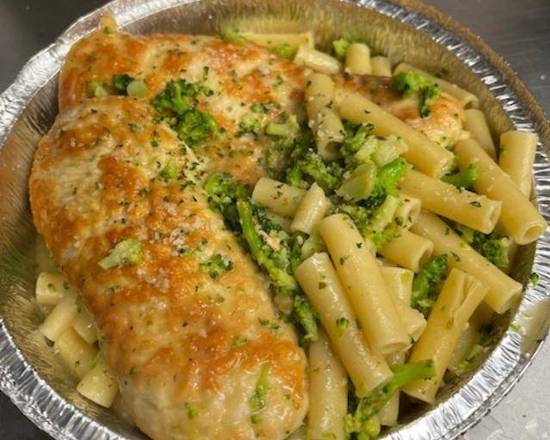 Order Chicken and Broccoli food online from Via Roma Pizzeria store, Eagleville on bringmethat.com