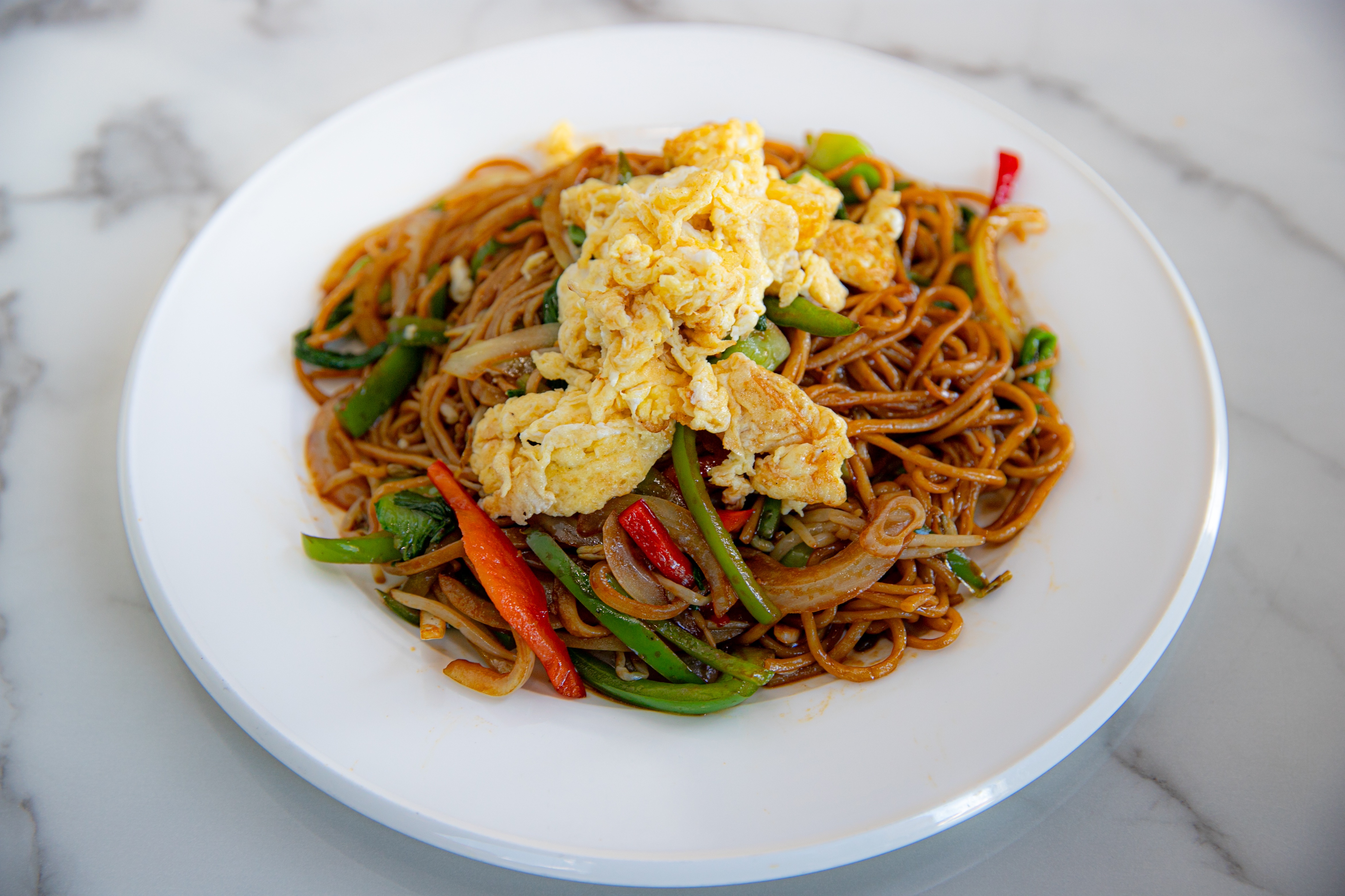 Order N9. Fried Noodles with Veggies and Egg food online from Dun Huang store, Irvine on bringmethat.com