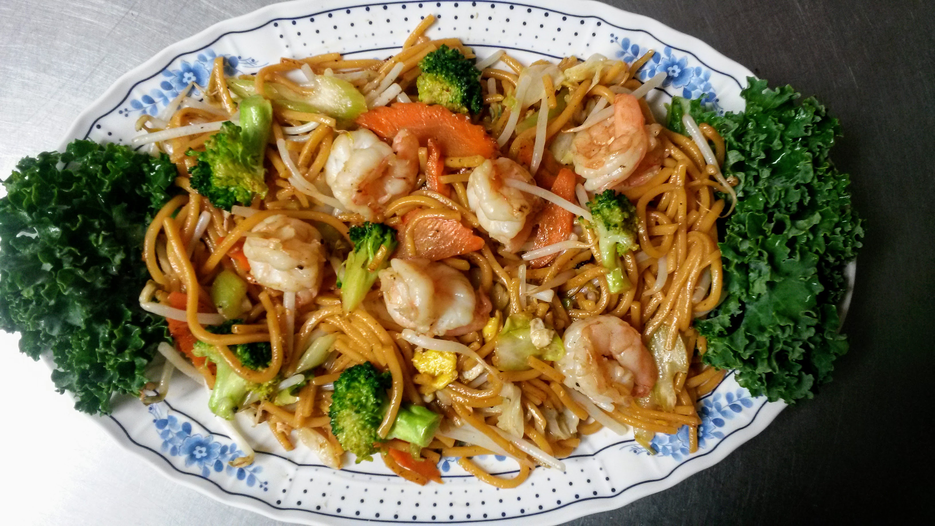 Order 35. Chow Mien food online from Thai Nary BBQ store, Azusa on bringmethat.com