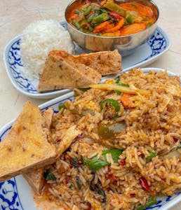 Order Combo-Spicy Fried Rice food online from Berkeley Thai House store, Berkeley on bringmethat.com
