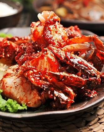 Order 44. Yang-nyum-gae-jang-baek-ban(양념게장백반) food online from Banpojung store, Chicago on bringmethat.com