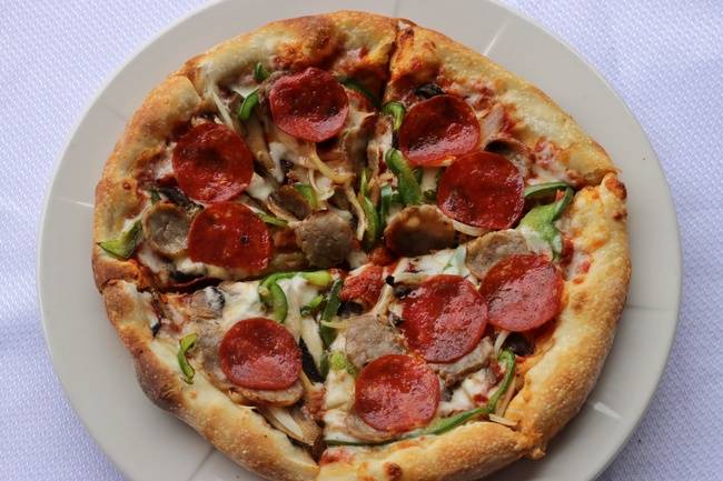 Order 10" Bambi food online from Bambinelli's Pizza - Lilburn store, Lilburn on bringmethat.com