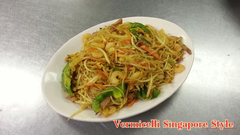 Order 158. Singapore Style Rice Vermicelli Noodle food online from Golden Bowl store, Westmont on bringmethat.com